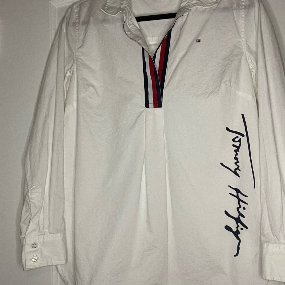 Tommy Hilfiger Oversized White pull over collared shirt